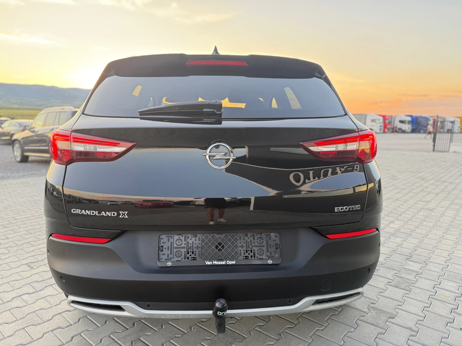Opel Grandland X 1.2i  - изображение 6