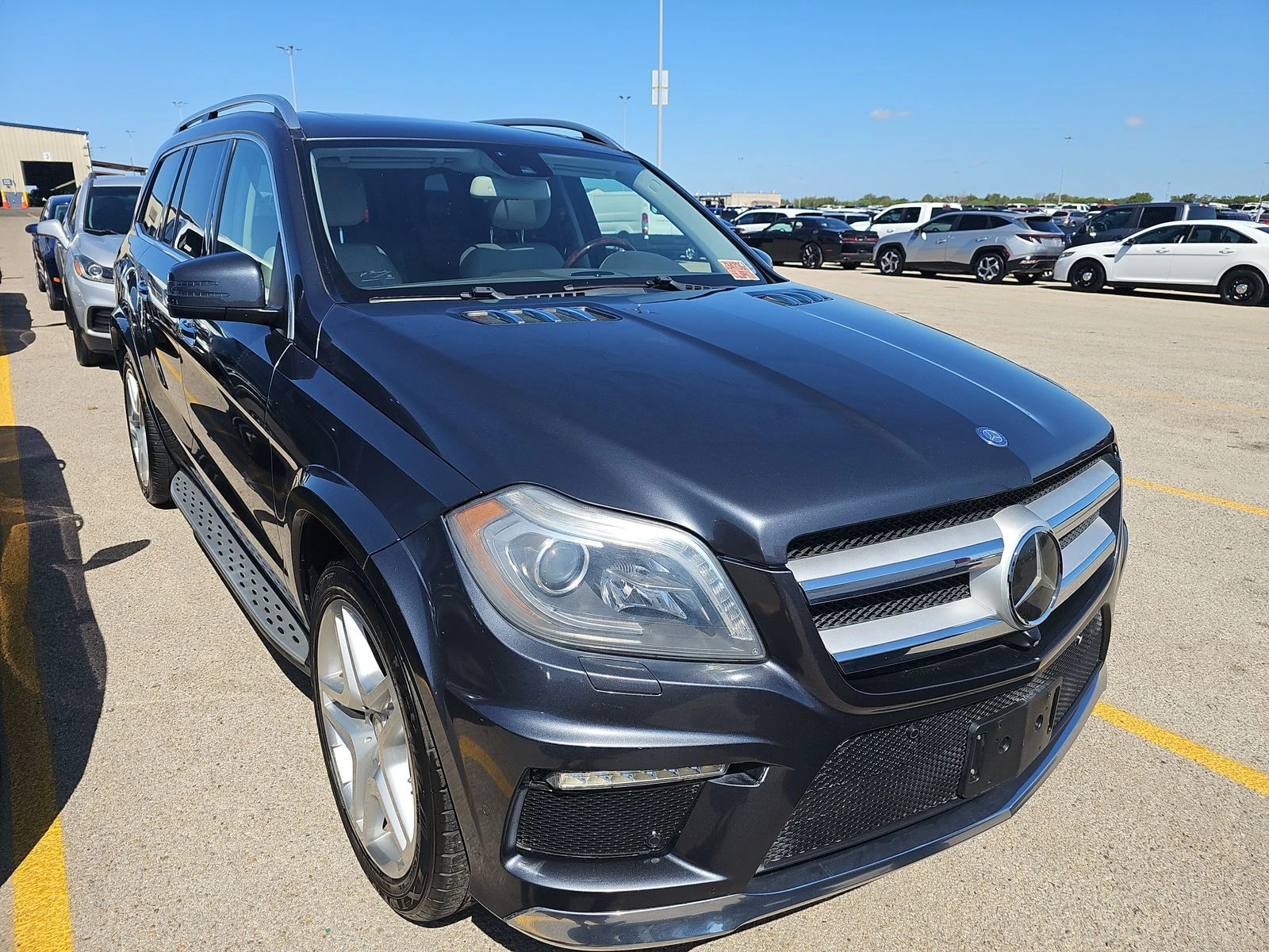 Mercedes-Benz GL 500 AMG* PACK* ПОДГРЕВ* ОБДУХВАНЕ* МАСАЖ* КАМЕРА* КЕЙЛ - изображение 3