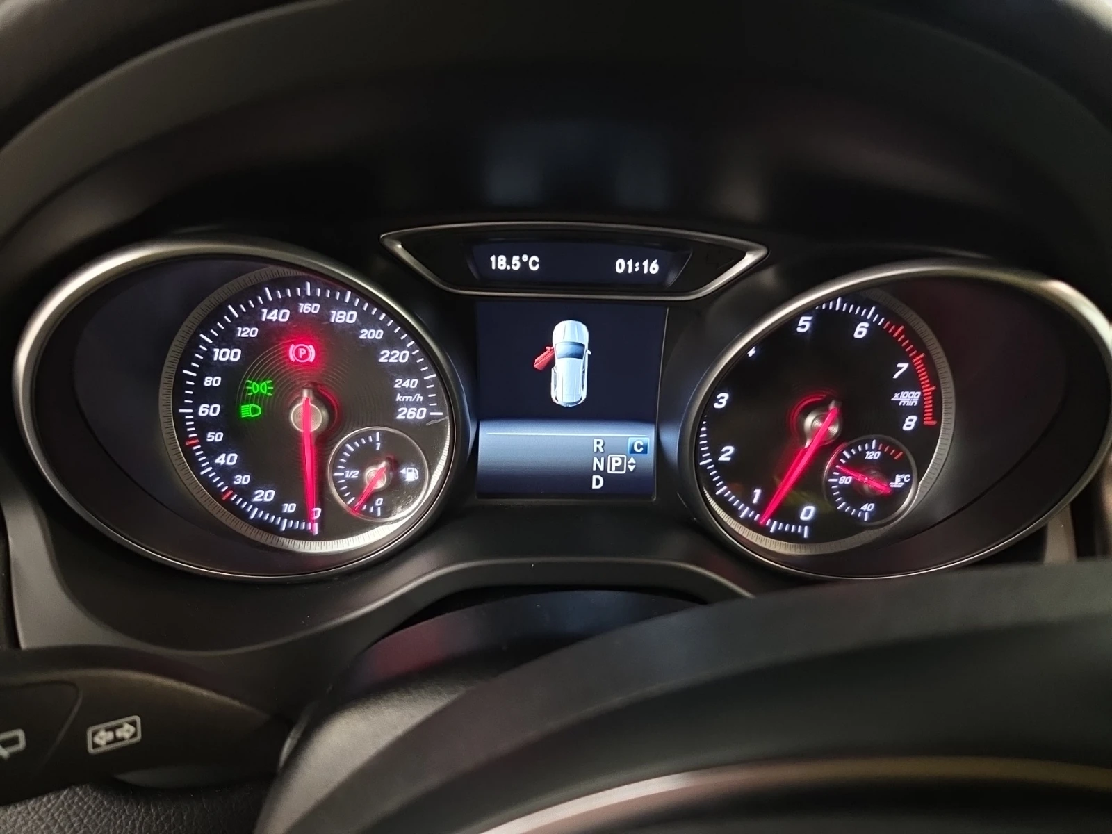 Mercedes-Benz GLA 250  4MATIC , снимка 12 - Автомобили и джипове - 54992403
