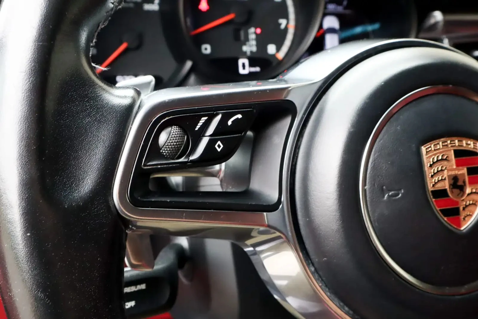 Porsche Macan TURBO ЦЕНА ДО БЪЛГАРИЯ АВТОКРЕДИТ, снимка 13 - Автомобили и джипове - 55503794