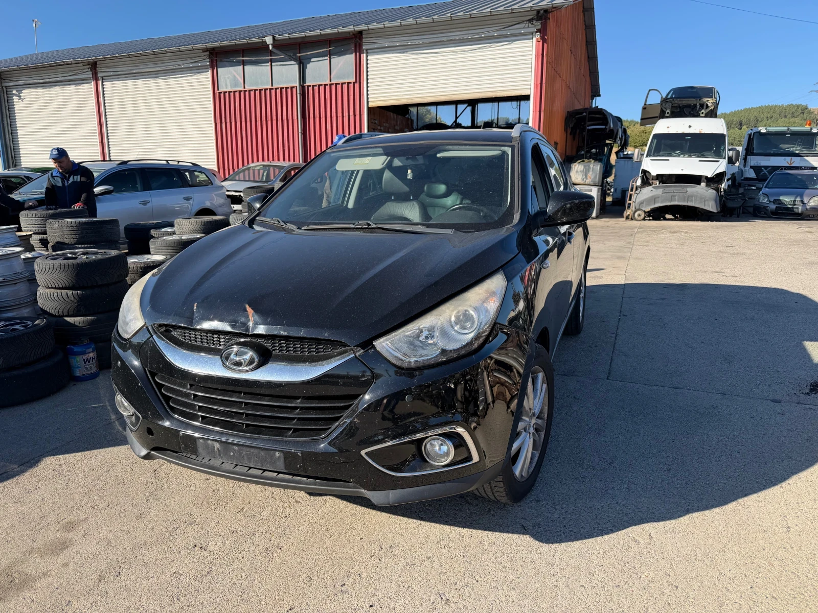 Hyundai IX35 1.7 crdi, снимка 2 - Автомобили и джипове - 56304741
