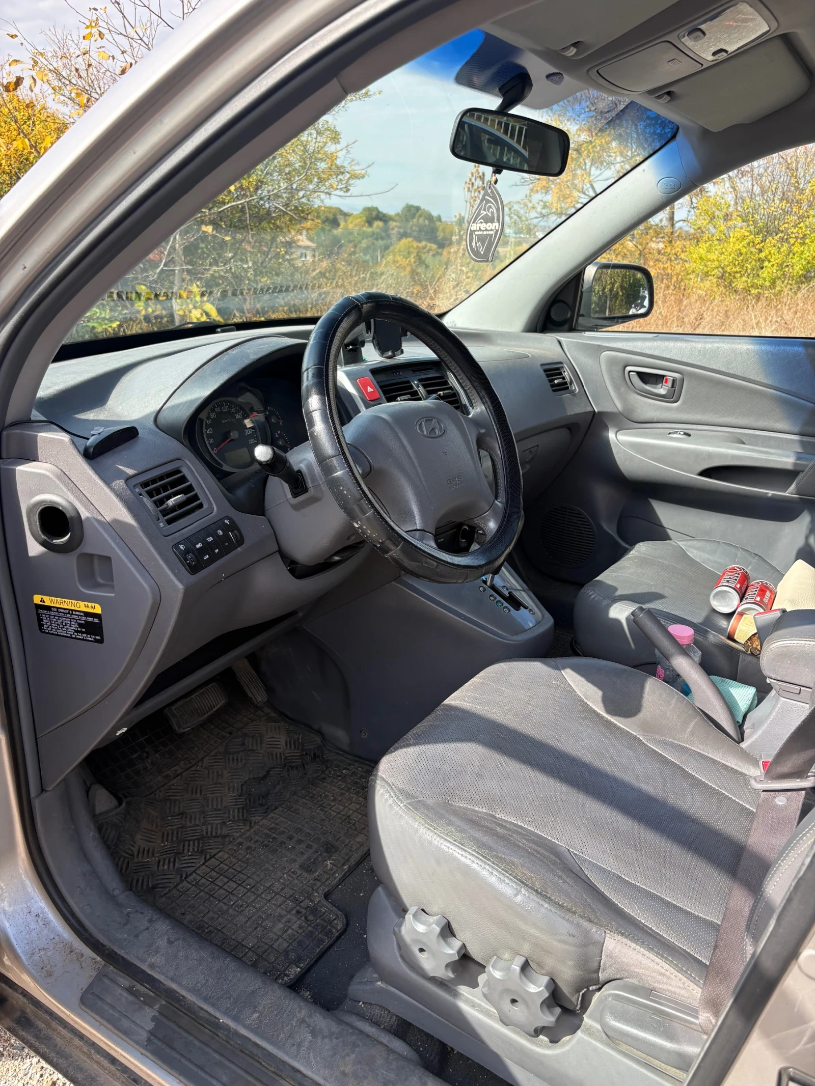 Hyundai Tucson 2.0 CRDI, снимка 5 - Автомобили и джипове - 56496545