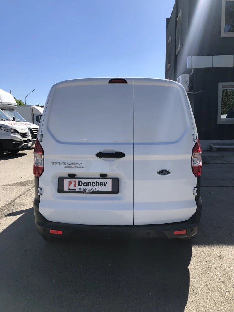 Ford Transit Courier 2022г., снимка 5 - Бусове и автобуси - 52130317