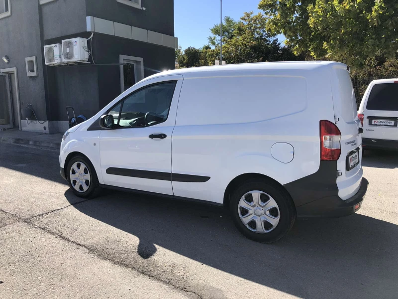 Ford Transit Courier 2022г., снимка 6 - Бусове и автобуси - 52130317