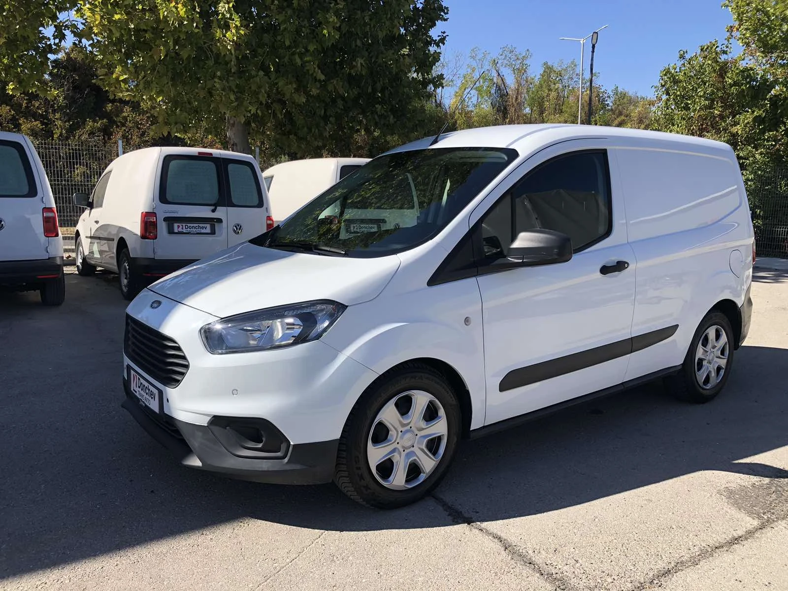 Ford Transit Courier 2022г. - изображение 3