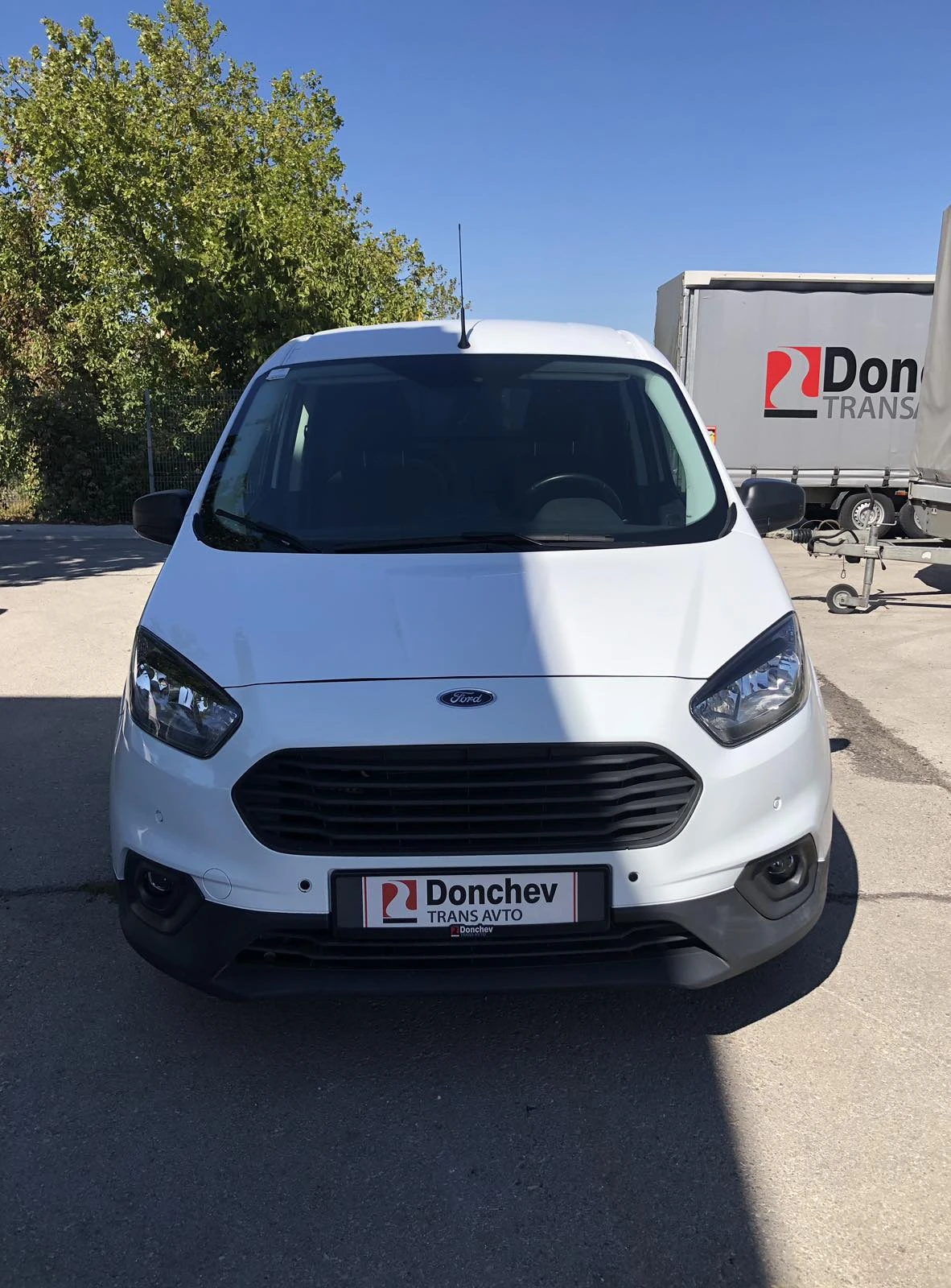 Ford Transit Courier 2022г. - изображение 2