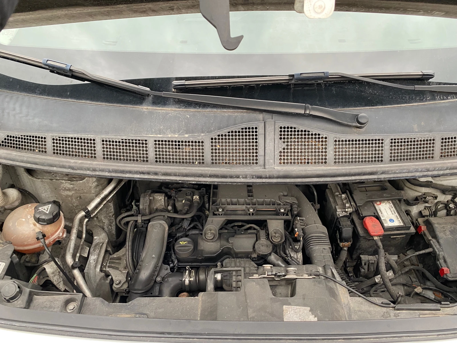 Peugeot Expert 1.6 HDI NAVI, снимка 14 - Бусове и автобуси - 53906056