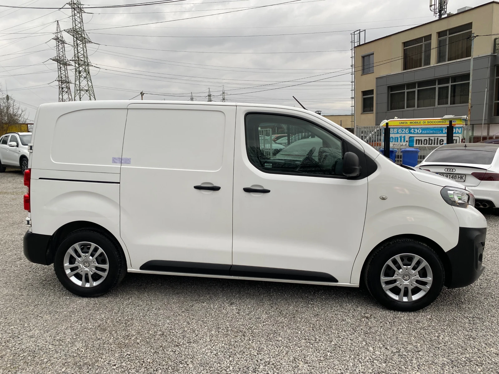 Peugeot Expert 1.6 HDI NAVI, снимка 4 - Бусове и автобуси - 53906056