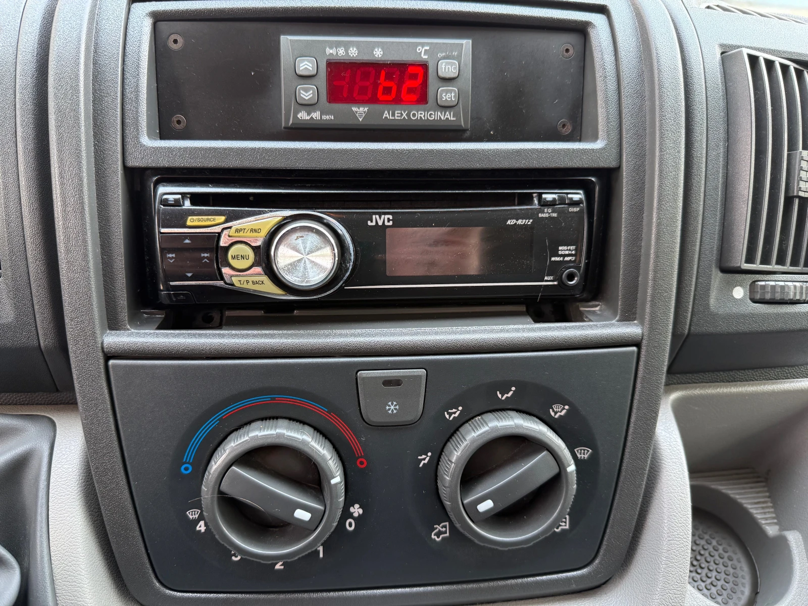 Peugeot Boxer 2, 2HDI, снимка 6 - Бусове и автобуси - 53998273