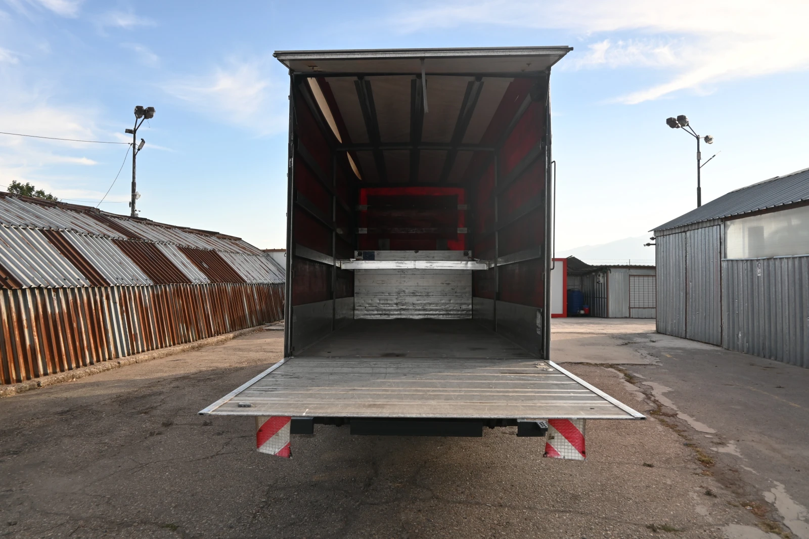 Mercedes-Benz Sprinter 310 10 ПАЛЕТА 310 CDI, снимка 7 - Бусове и автобуси - 55803022