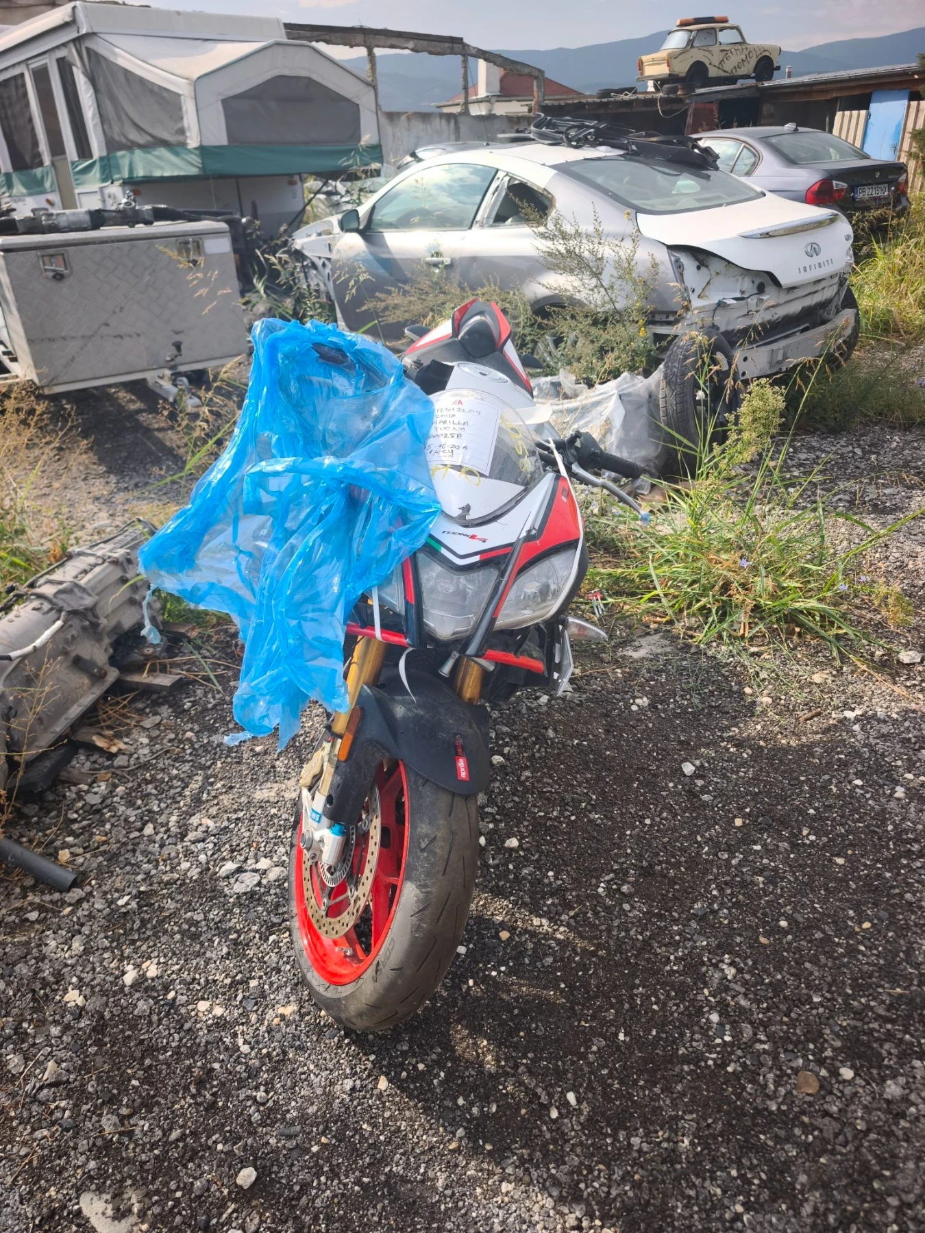Aprilia Tuono V4 Factory