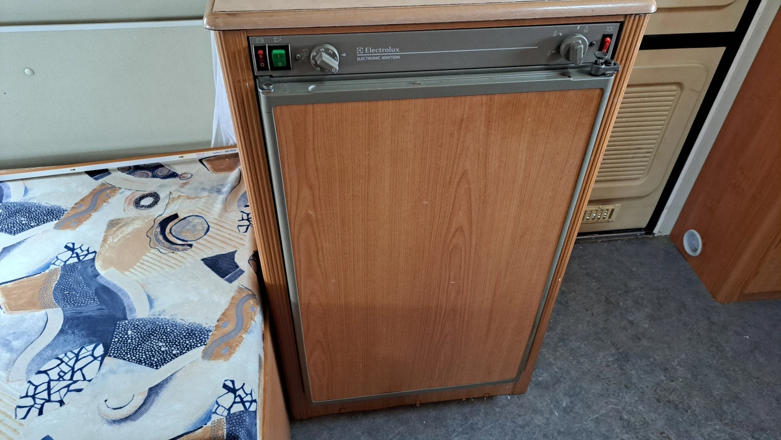 �������� KIP GREY-LINE | Mobile.bg � ����������� 11