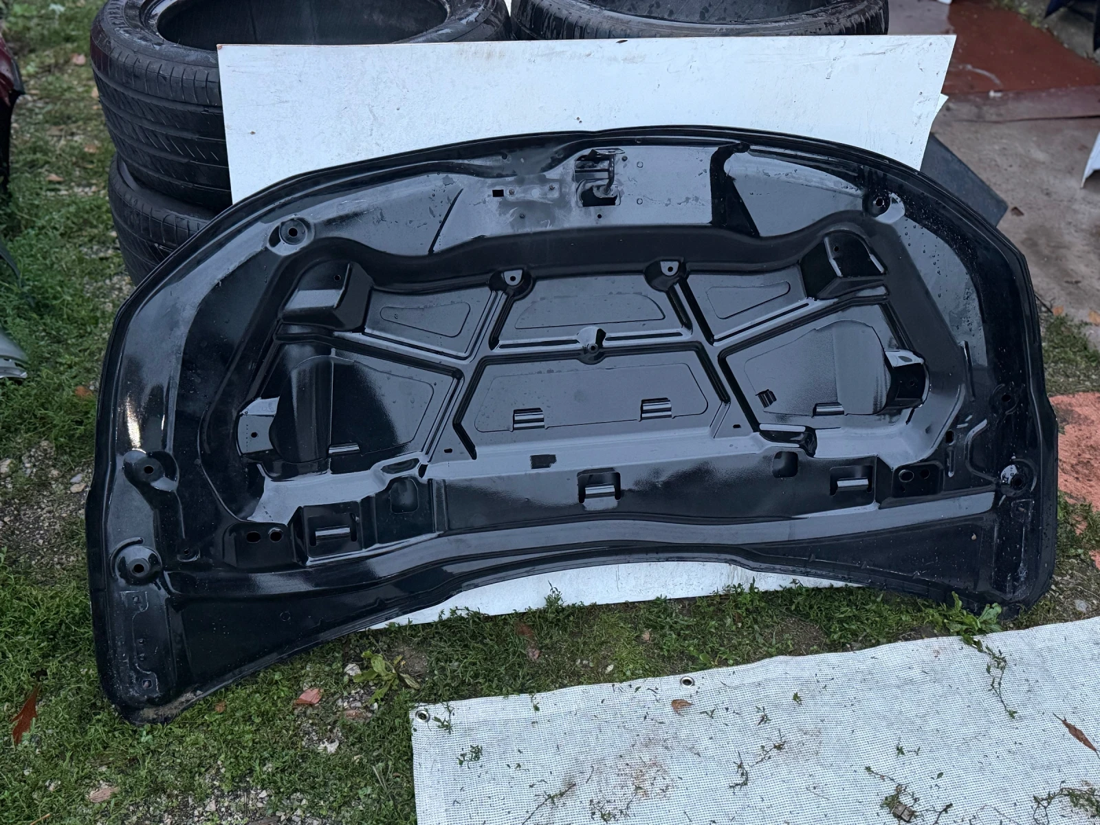 Преден капак Peugeot 2008 2016-, снимка 4 - Части - 56739730