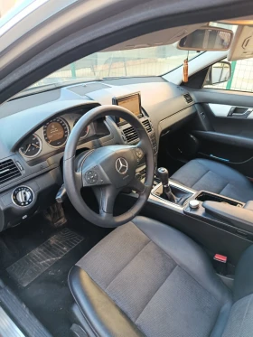Mercedes-Benz C 320, снимка 6