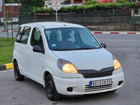 Toyota Yaris verso, снимка 1