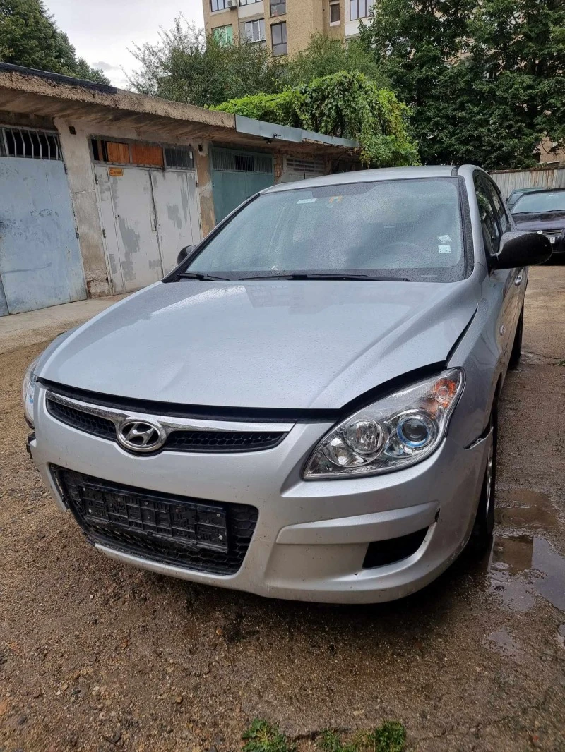 Hyundai I30 1.6 CRDI/DPF, снимка 1 - Автомобили и джипове - 42092861