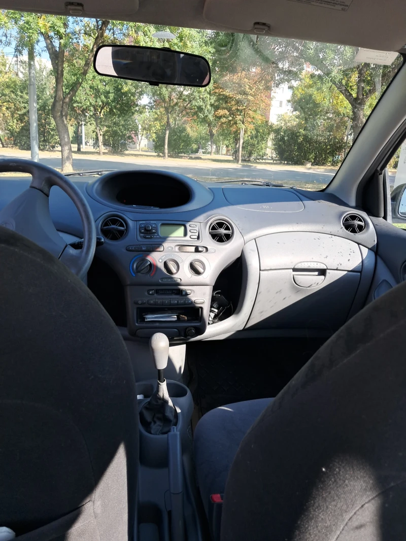 Toyota Yaris, снимка 7 - Автомобили и джипове - 47109351