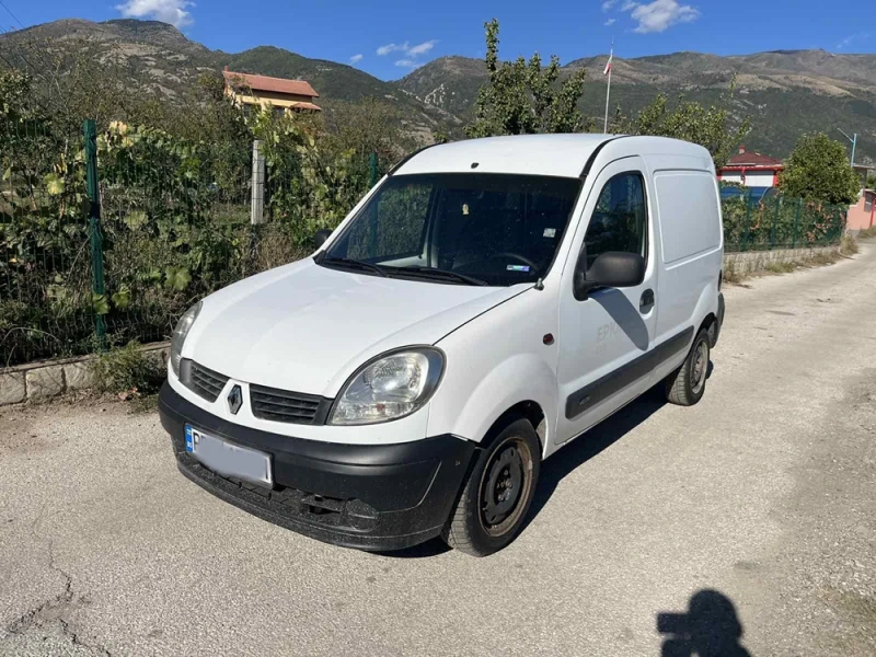 Renault Kangoo 1.5dci N1 климатик, снимка 4 - Автомобили и джипове - 47496212