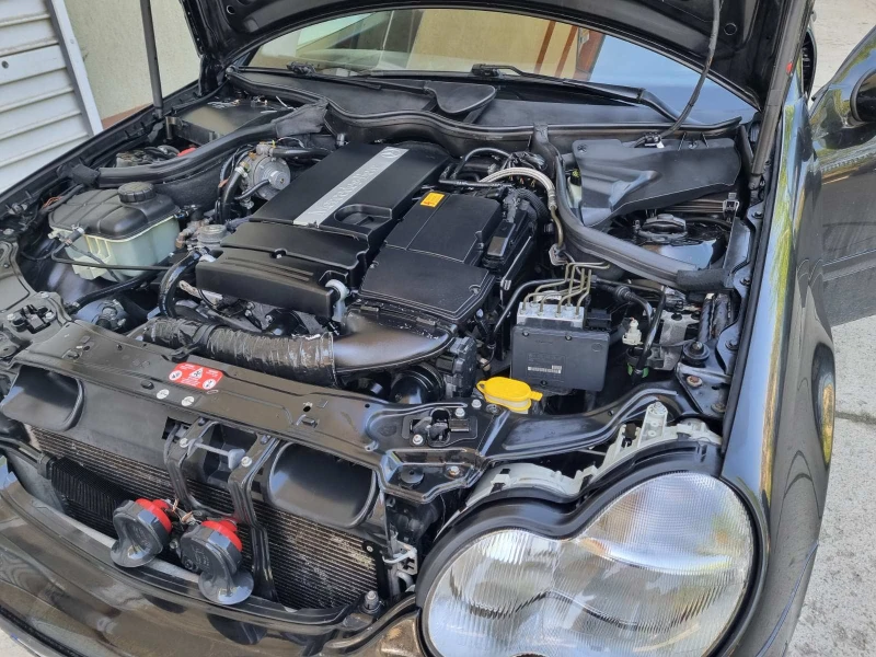 Mercedes-Benz C 200 Kompressor/Classic/Газ-Бензин, снимка 3 - Автомобили и джипове - 51697432