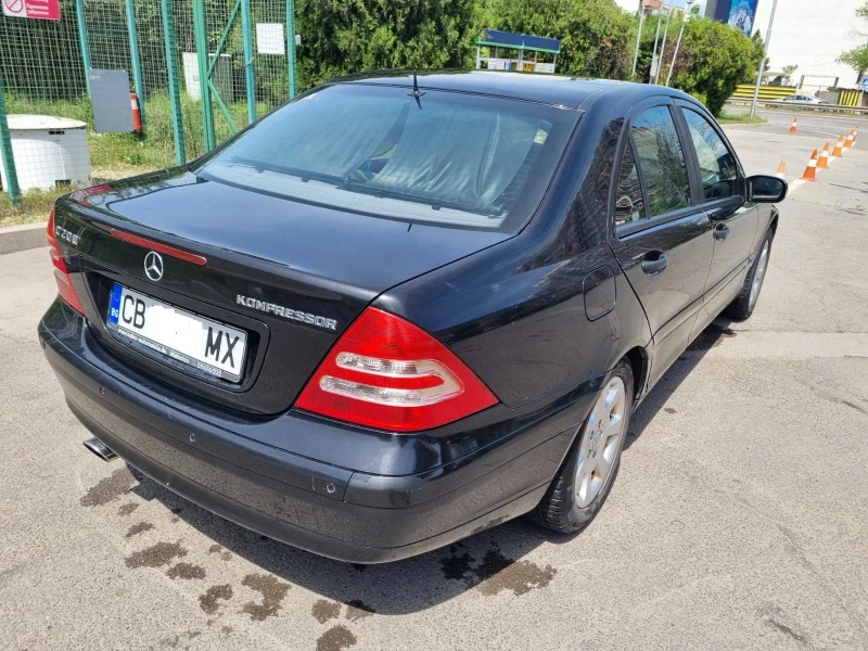 Mercedes-Benz C 200 Kompressor/Classic/Газ-Бензин, снимка 2 - Автомобили и джипове - 51697432