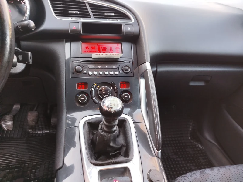 Peugeot 3008, снимка 9 - Автомобили и джипове - 52843300
