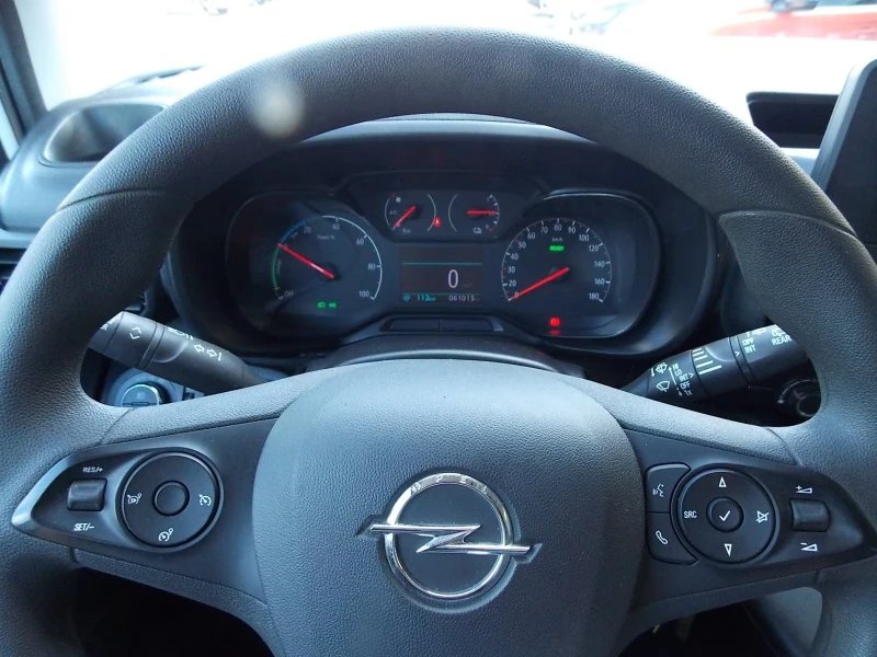 Opel Combo e-CARGO-EDITION/136HP/ACC/CAM/NAVI/151g, снимка 8 - Автомобили и джипове - 51404780