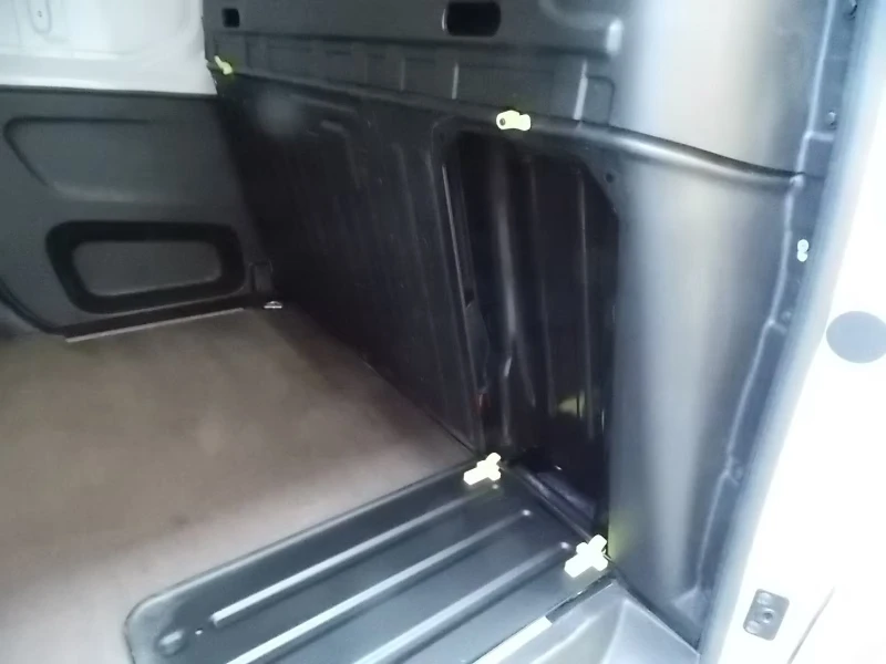 Opel Combo e-CARGO-EDITION/136HP/ACC/CAM/NAVI/151g, снимка 15 - Автомобили и джипове - 51404780