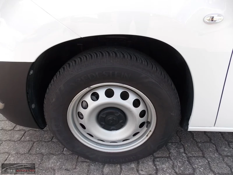 Opel Combo e-CARGO-EDITION/136HP/ACC/CAM/NAVI/151g, снимка 6 - Автомобили и джипове - 51404780