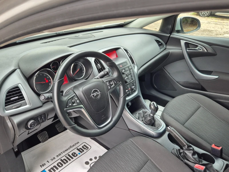 Opel Astra GTC НОВ ВНОС ОТ ИТАЛИЯ БЕЗ РЪЖДИ И ЗАБЕЛЕЖКИ , снимка 11 - Автомобили и джипове - 51749617