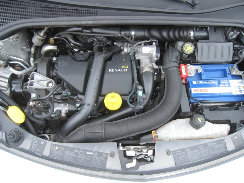 Renault Clio 1, 5-dci, снимка 12 - Автомобили и джипове - 51843035