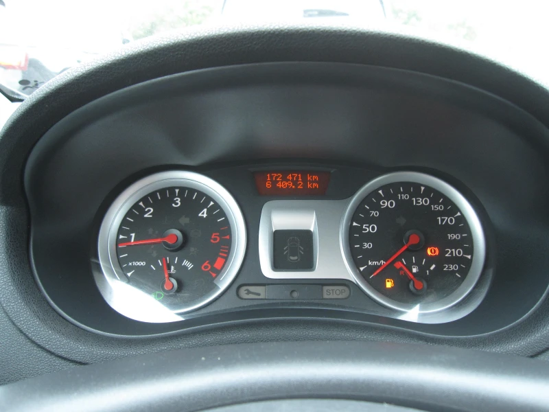 Renault Clio 1, 5-dci, снимка 7 - Автомобили и джипове - 51843035