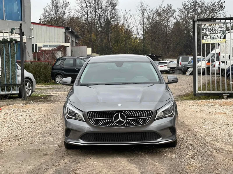 Mercedes-Benz CLA 200, снимка 4 - Автомобили и джипове - 52530344