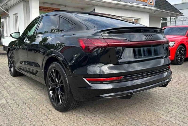 Audi E-Tron Quatro/Sportback/2xSline/Edition Bkack/Pano/Kam, снимка 6 - Автомобили и джипове - 52658077