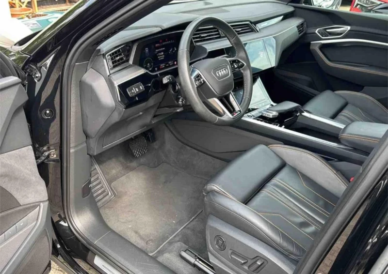 Audi E-Tron Quatro/Sportback/2xSline/Edition Bkack/Pano/Kam, снимка 11 - Автомобили и джипове - 52658077