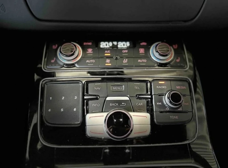 Audi S8 ОЧАКВАН ВНОС, ФУЛ ЕКСТРИ, снимка 8 - Автомобили и джипове - 52684521