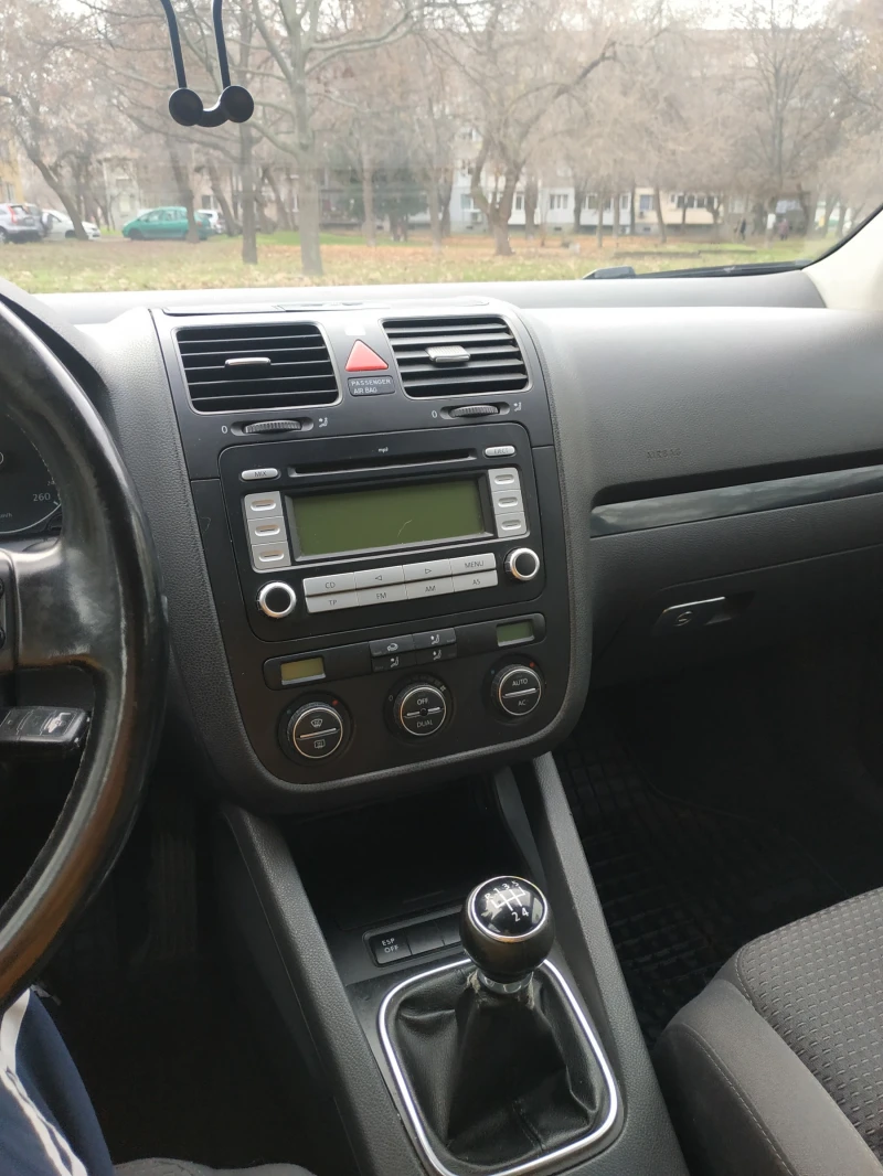 VW Golf Plus 1.9 TDi 105 k.с., снимка 11 - Автомобили и джипове - 52877497