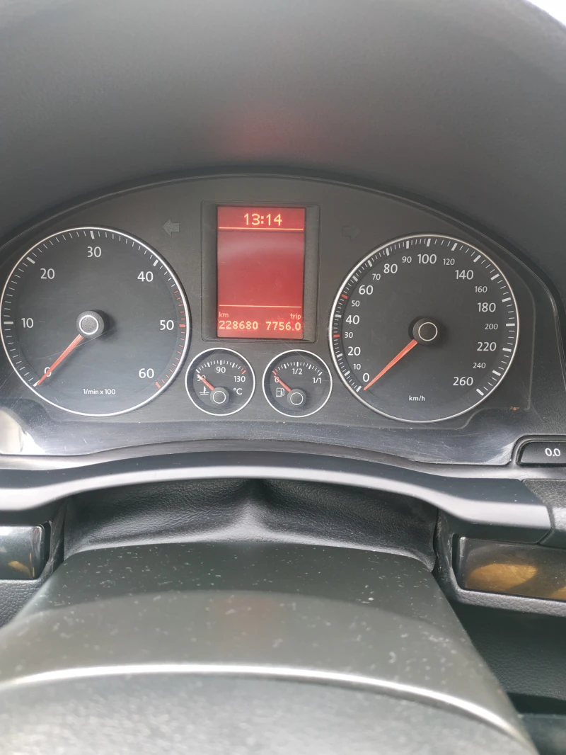 VW Golf Plus 1.9 TDi 105 k.с., снимка 13 - Автомобили и джипове - 52877497
