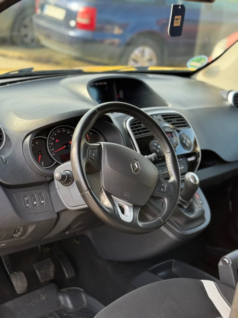 Renault Kangoo 1.5dCi, снимка 8 - Автомобили и джипове - 52958378