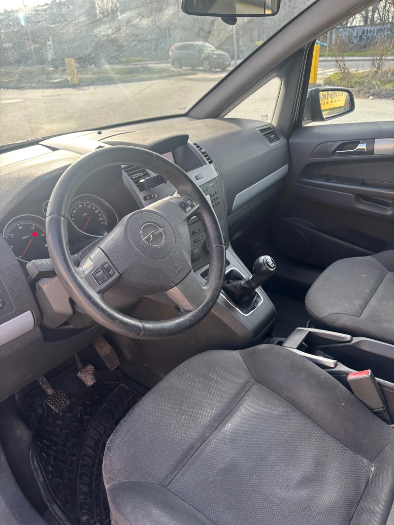 Opel Zafira 1.9 cdti 120 к.с., снимка 4 - Автомобили и джипове - 53559787