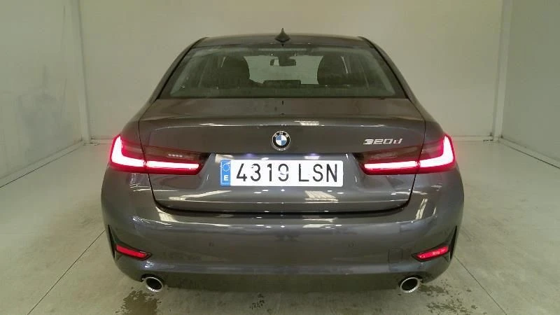BMW 320 d АВТОКРЕДИТ - изображение 4