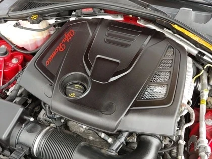 Alfa Romeo Giulia 2.0L| AWD| | | KEYLESS | Mobile.bg   17