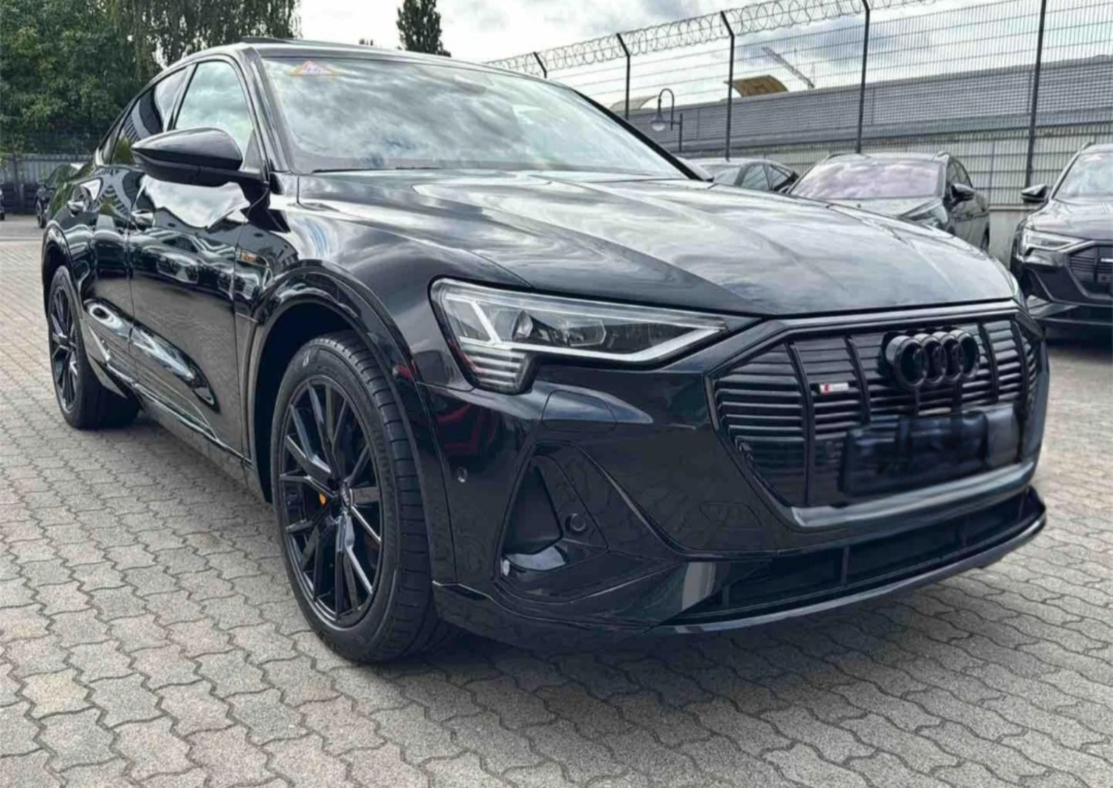 Audi E-Tron Quatro/Sportback/2xSline/Edition Bkack/Pano/Kam, снимка 1