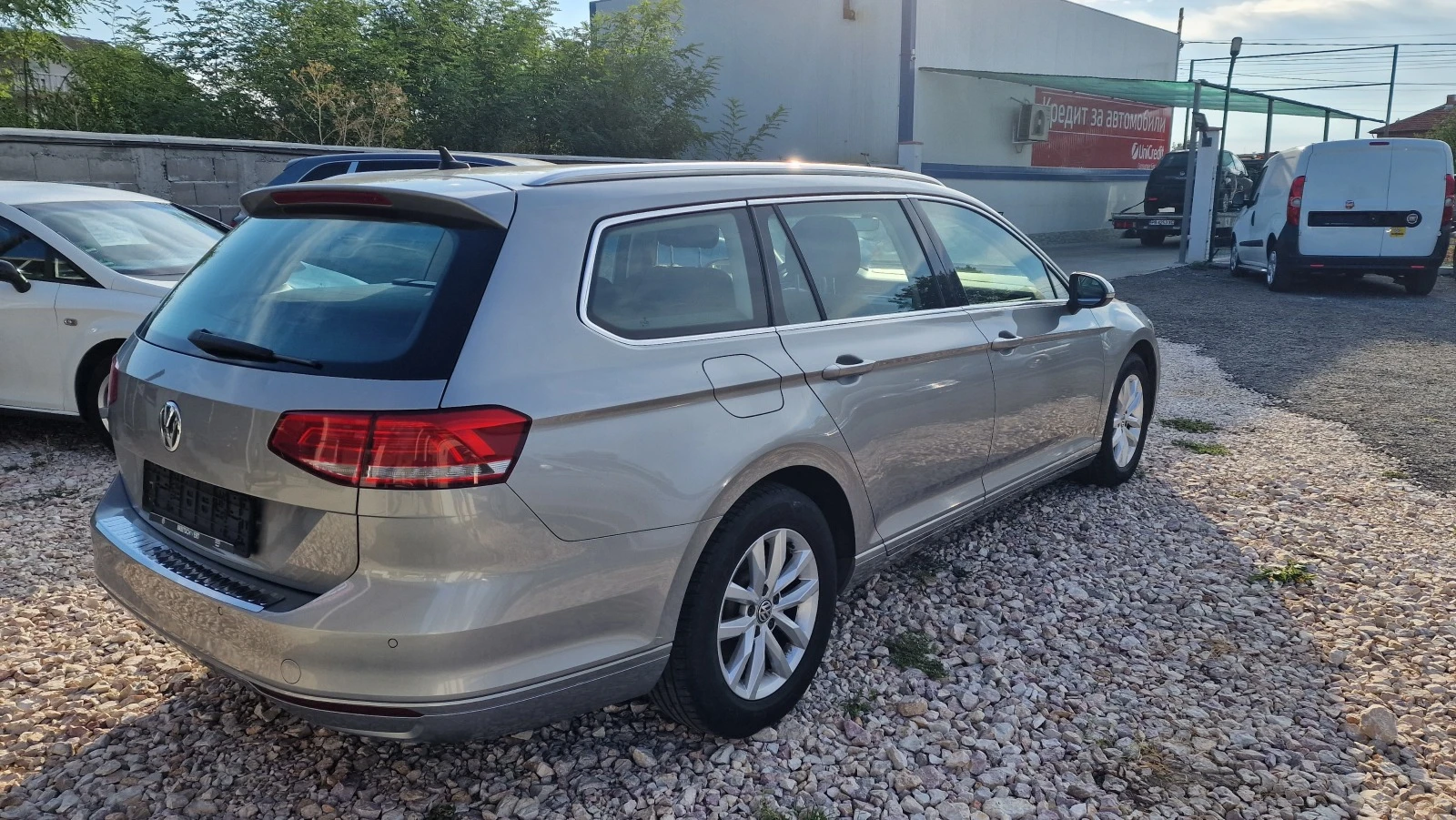 VW Passat 1.6TDI - изображение 5