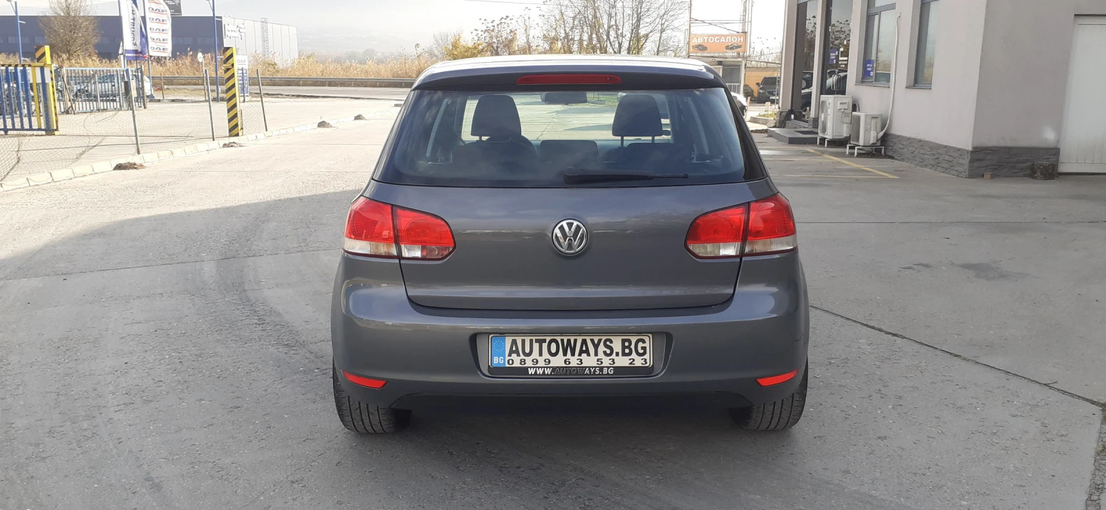 VW Golf 1.6 i  102 k.c. - изображение 4