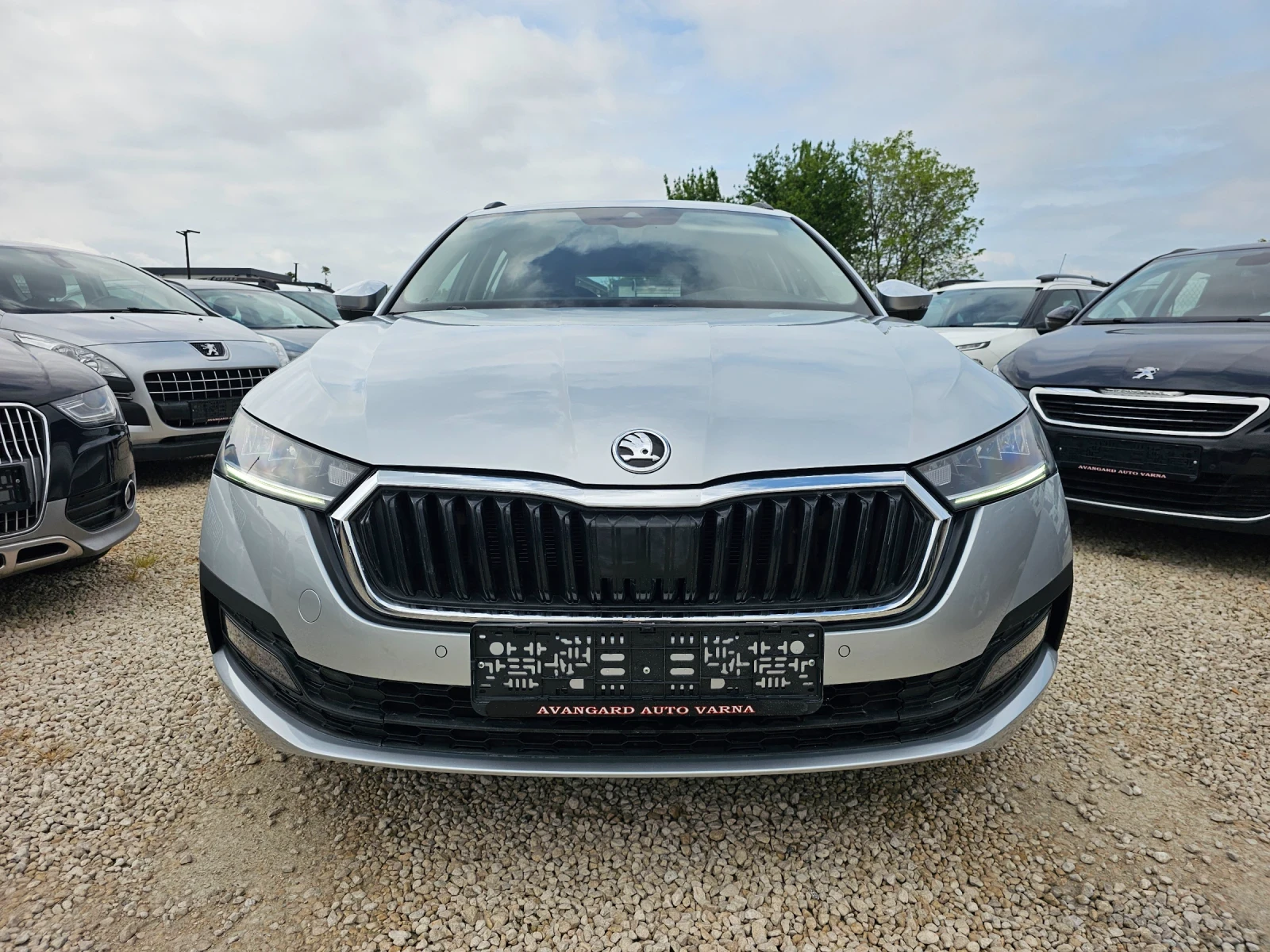 Skoda Octavia 2.0TDI, 150к.с., DSG  - изображение 2