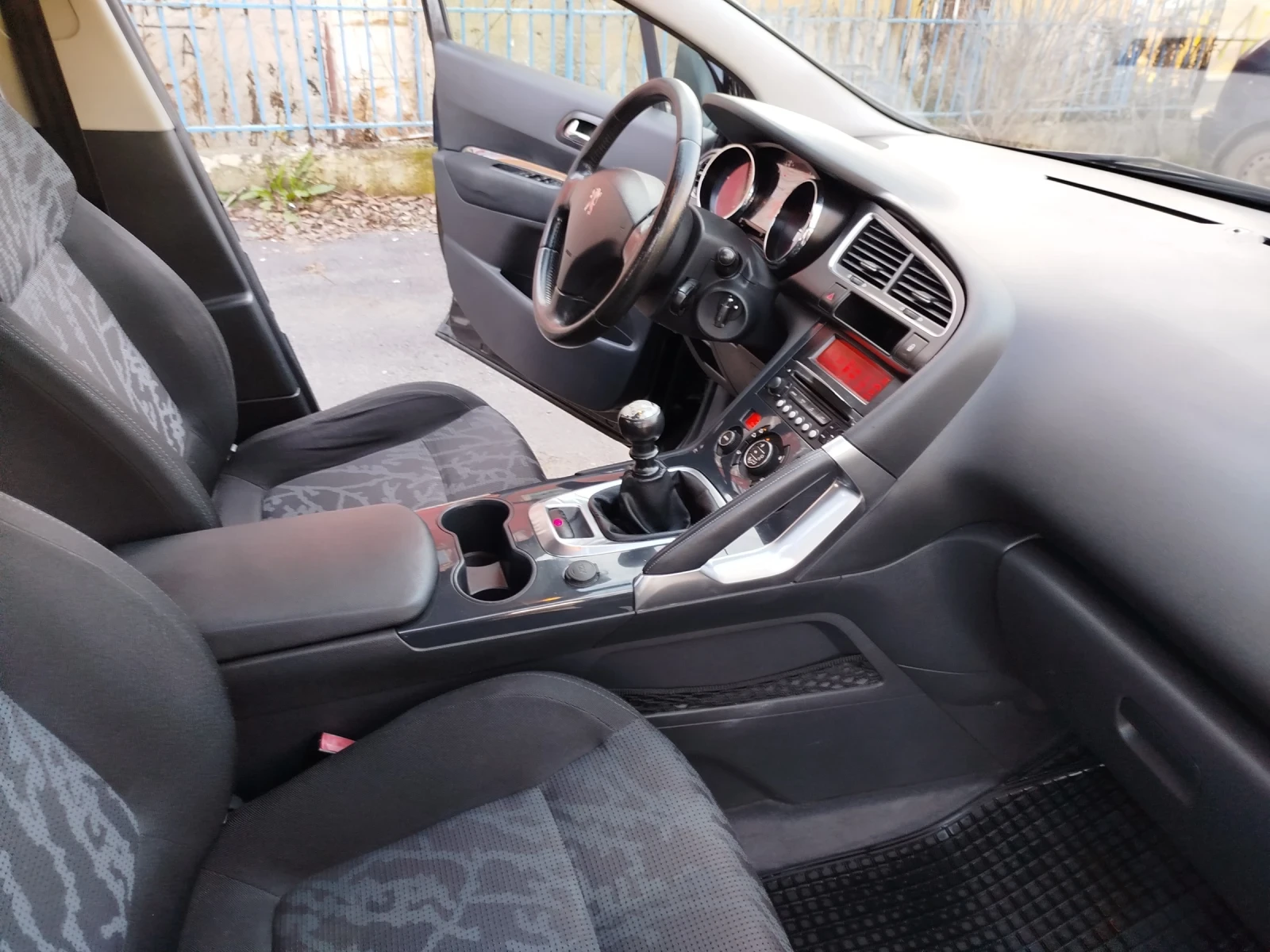 Peugeot 3008 | Mobile.bg � ����������� 11