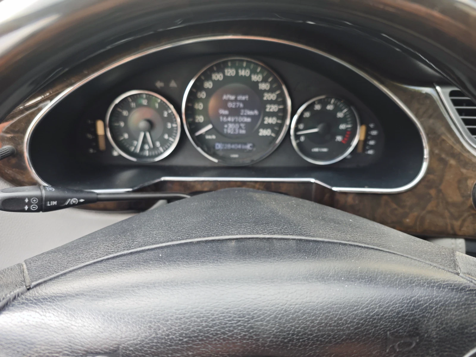 Mercedes-Benz CLS 350 - изображение 8