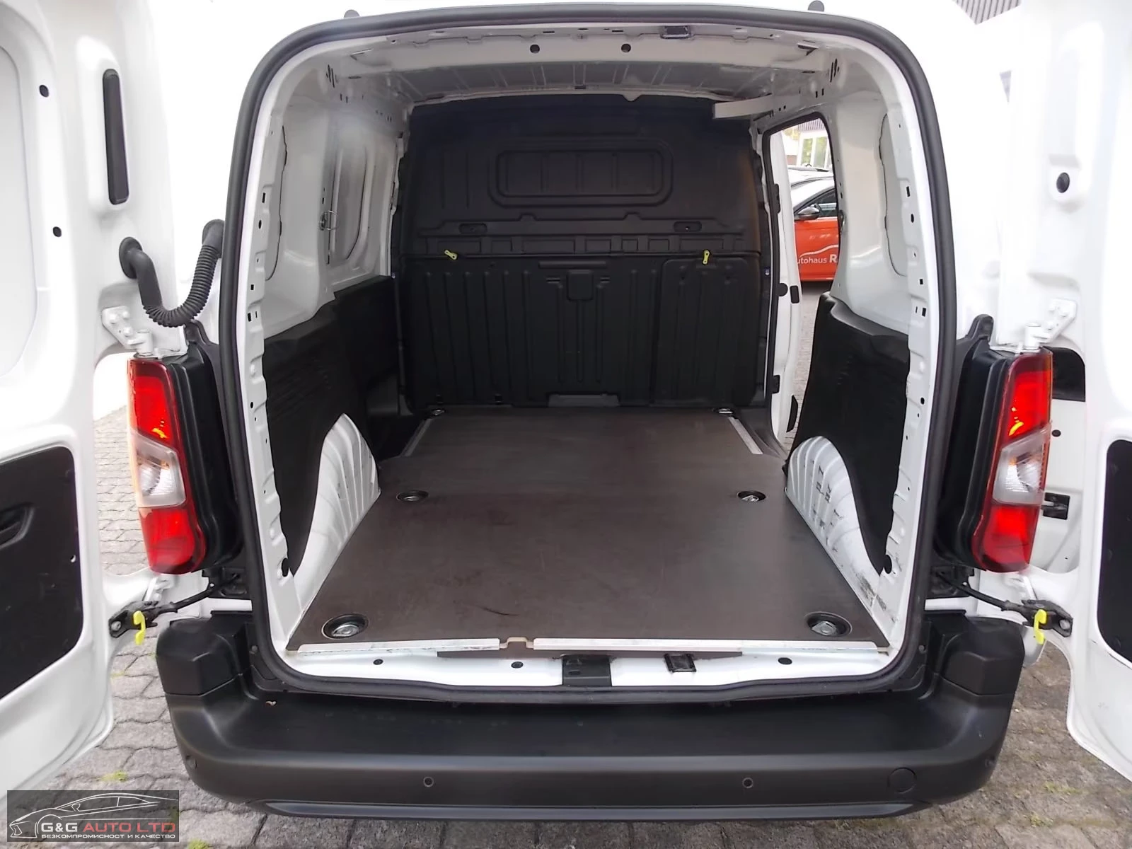 Opel Combo e-CARGO-EDITION/136HP/ACC/CAM/NAVI/151g | Mobile.bg   16