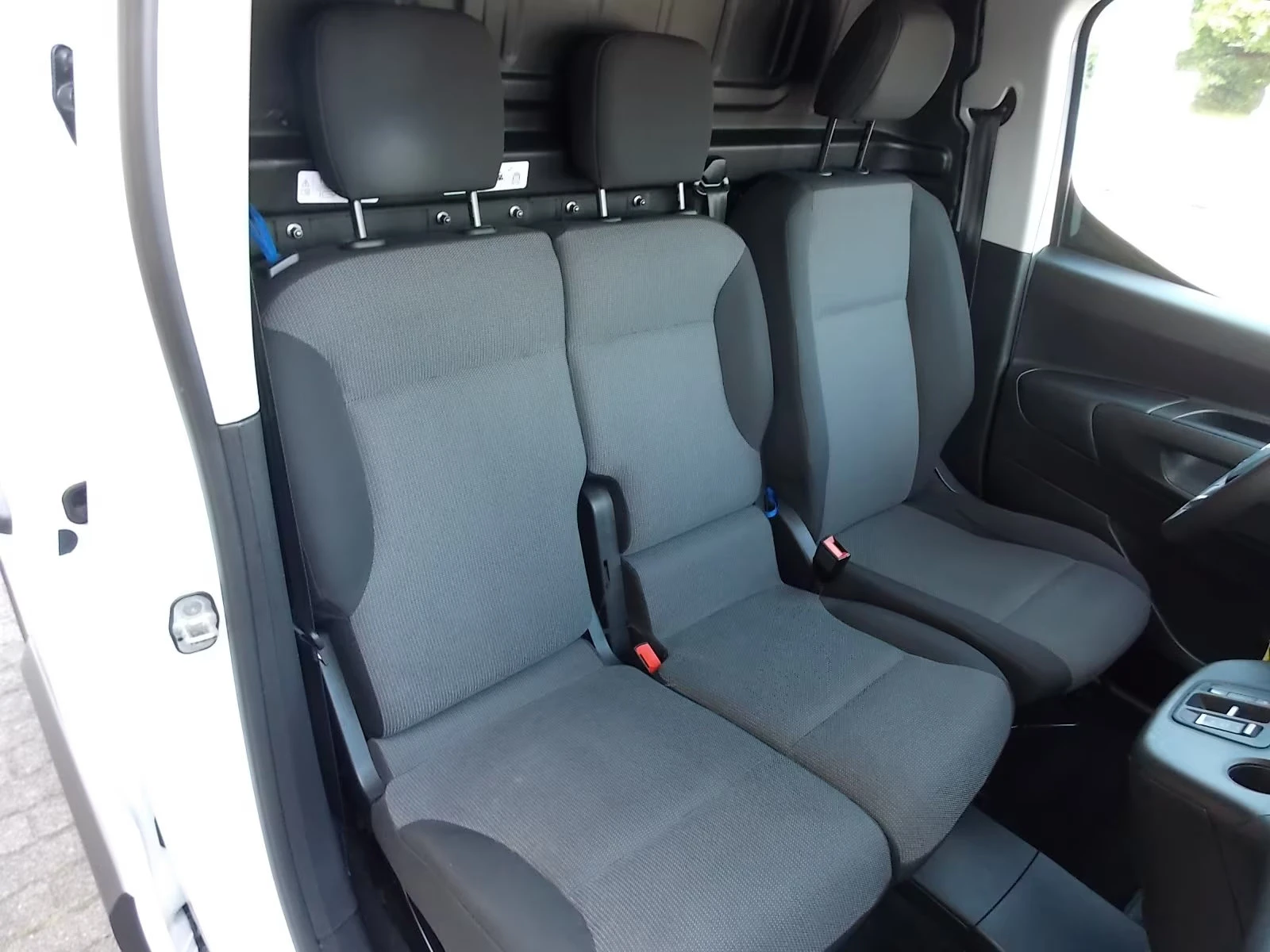 Opel Combo e-CARGO-EDITION/136HP/ACC/CAM/NAVI/151g | Mobile.bg   13