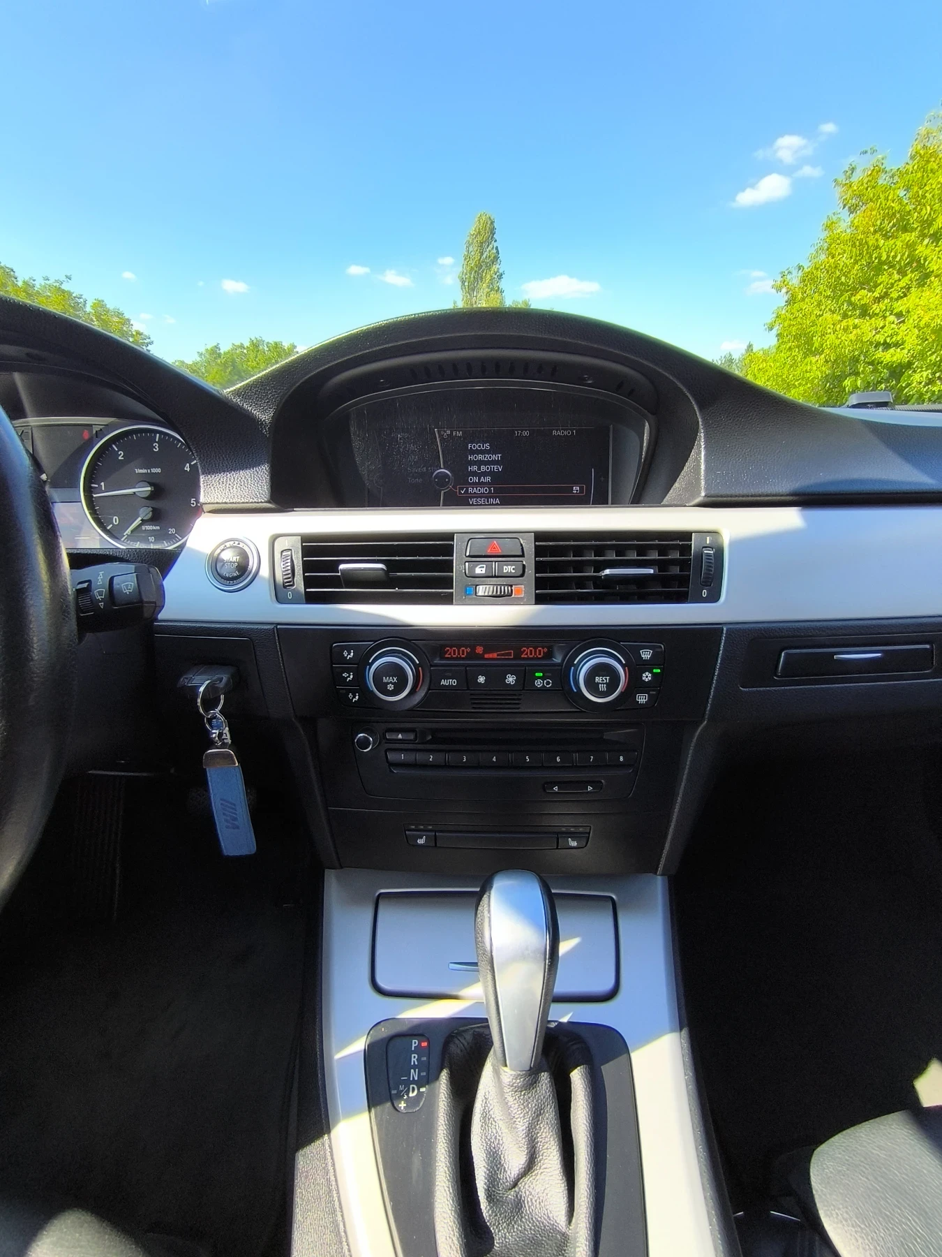 BMW 320 320d - изображение 10